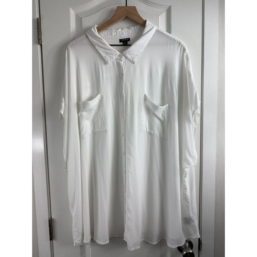 Torrid Women’s Size 6 6X White Button Front Tunic Shirt Dress Rayon Pockets